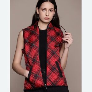 NWOT Karen Scott Red Plaid Women's Vest Zipper Pockets Casual Athleisure Medium